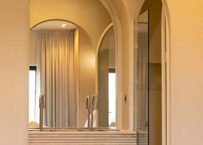 Maison Provence Szálloda 4*